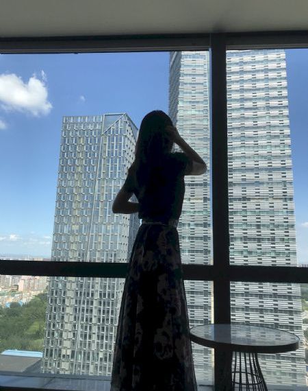 到了联谊会上发现一个女孩都没有_4K免费观看